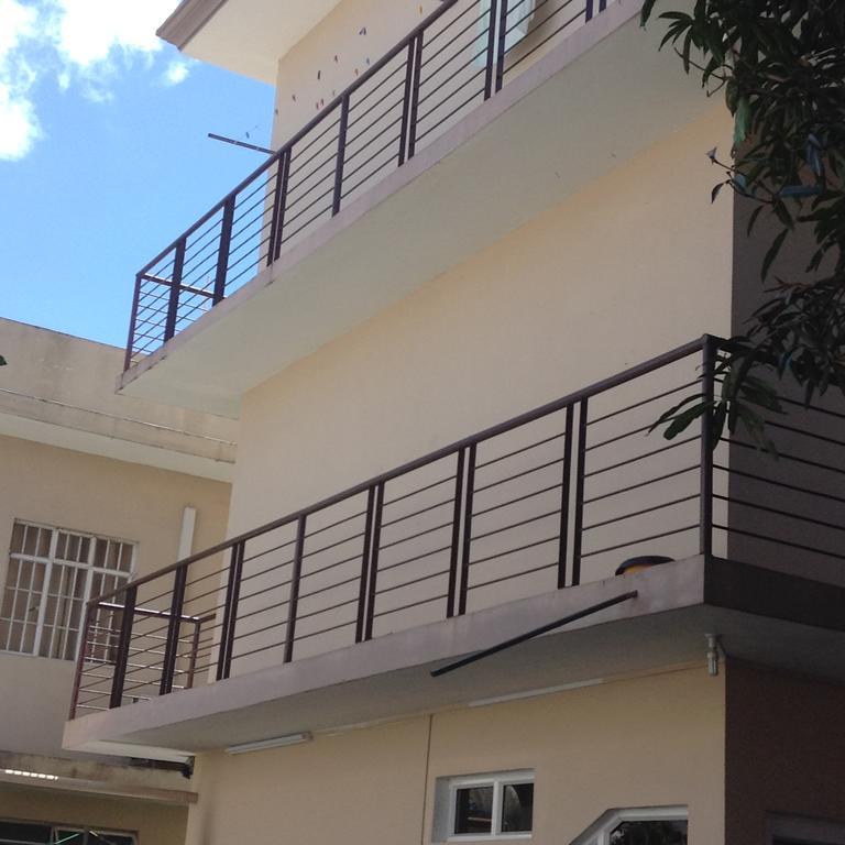 Br Court Apartments Quatre Bornes Exterior foto